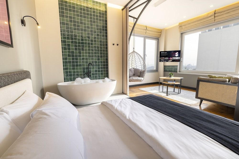 undefined Upside Apartments 5