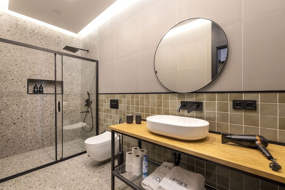 Upside Apartments Superior Apartment 11