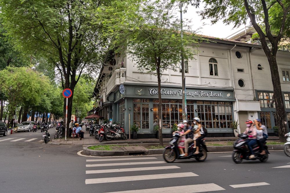 undefined Sai Gon Finest - Panorama Suite in Central D1 2