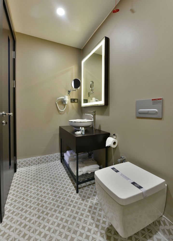 G-Han Hotel Economy Double Room 6