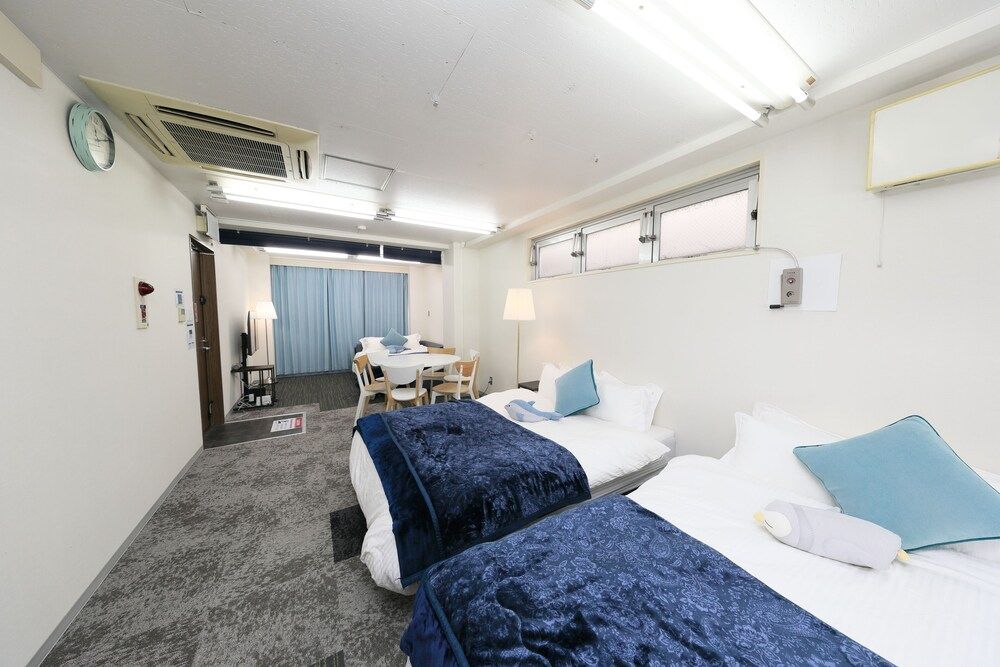 IBASHO Hiroo 4F Room for 6 Guests 10