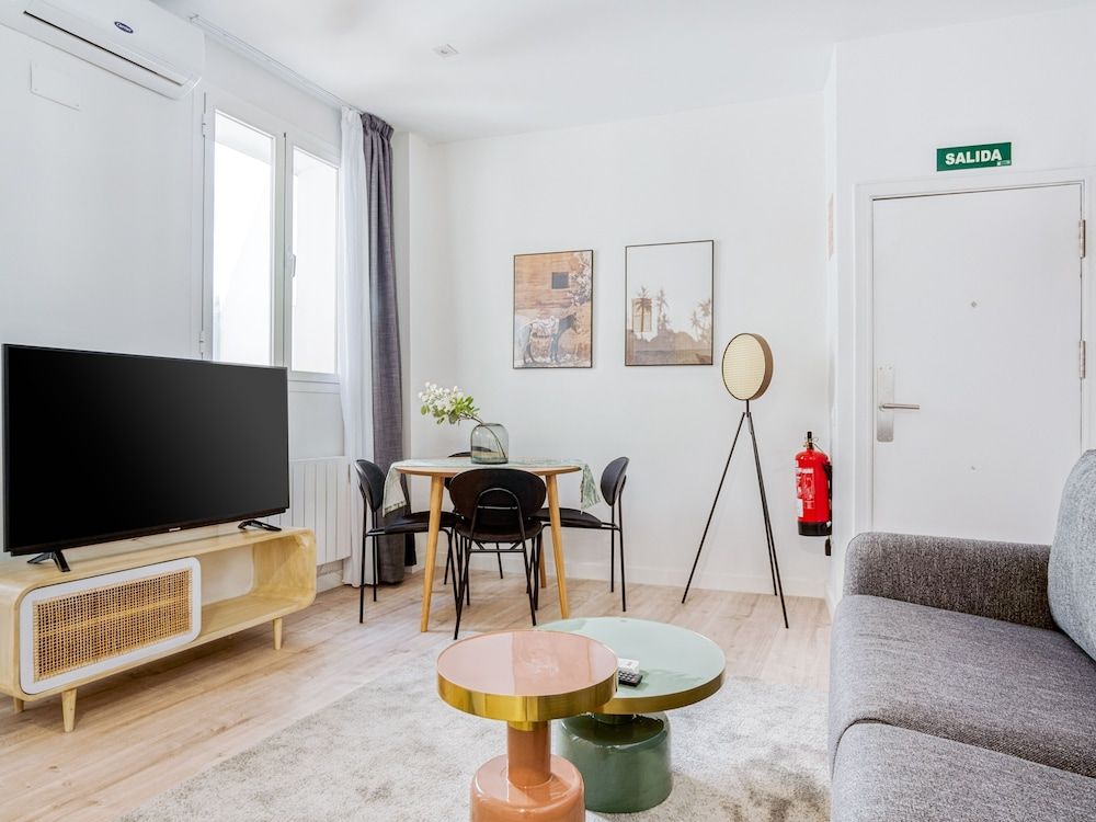 limehome Madrid Calle Ave María One-Bedroom Apartment 19