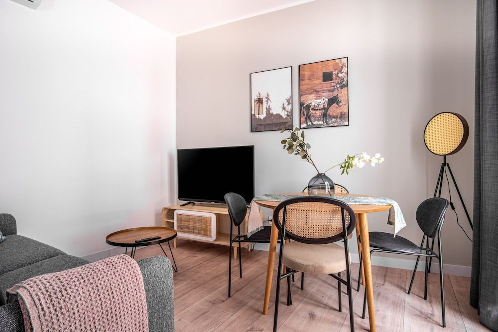 limehome Madrid Calle Ave María One-Bedroom Apartment with Terrace 11