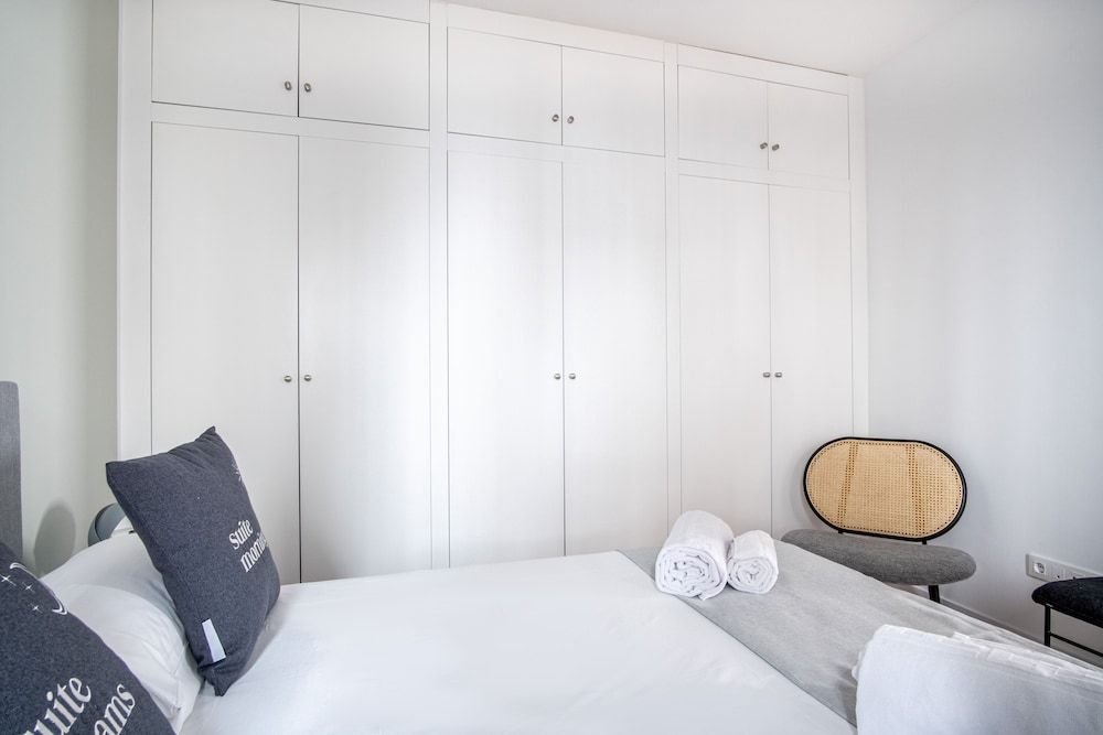 limehome Madrid Calle Ave María One-Bedroom Apartment with Terrace 3