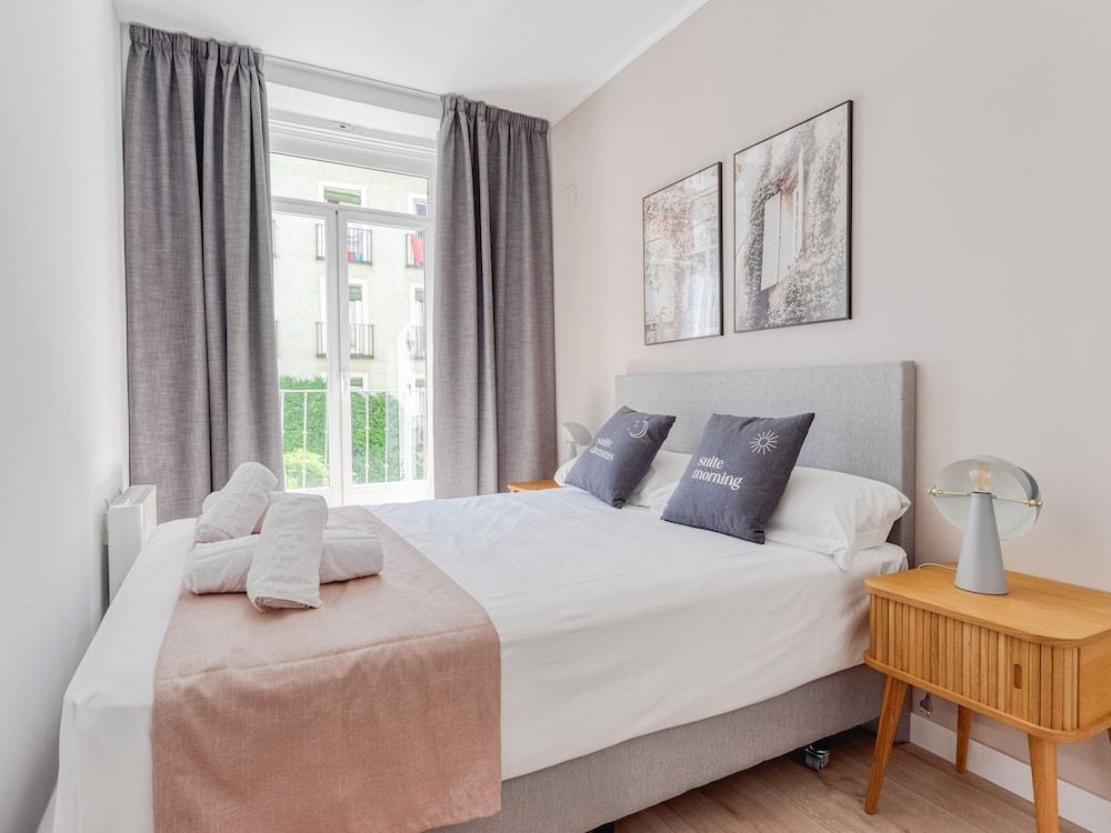 undefined limehome Madrid Calle Ave María 2