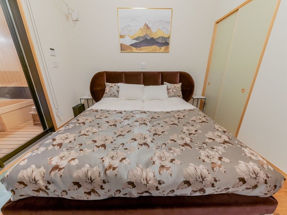 undefined Yadoya Yanagidori West 7