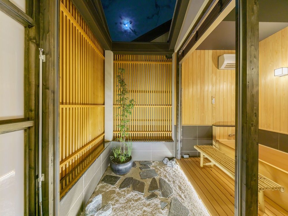 undefined Yadoya Yanagidori West 10