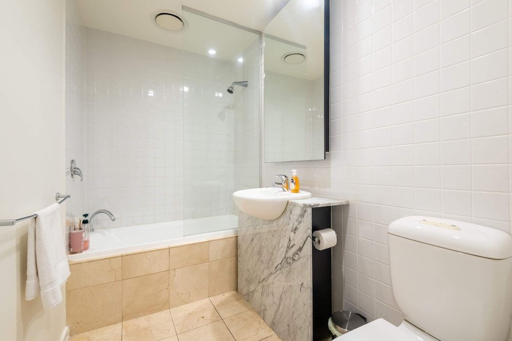 Spacious CBD Apt in the Heart of Melbourne Apartment (1 Bedroom) 30