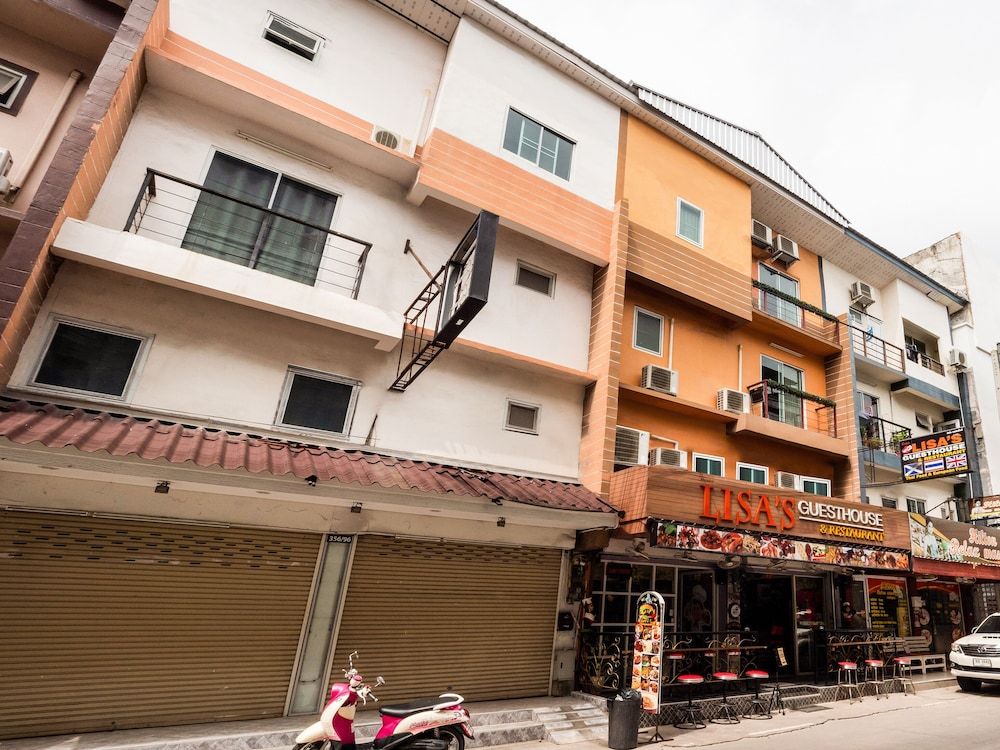 undefined OYO 75375 Lisa Guesthouse