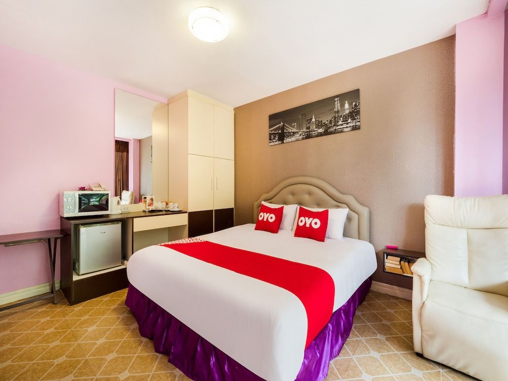 undefined OYO 75375 Lisa Guesthouse 3