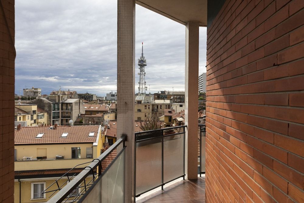 notaMi - Seventh Heaven - Arco della Pace Deluxe Apartment, 1 Bedroom, City View, Tower 10