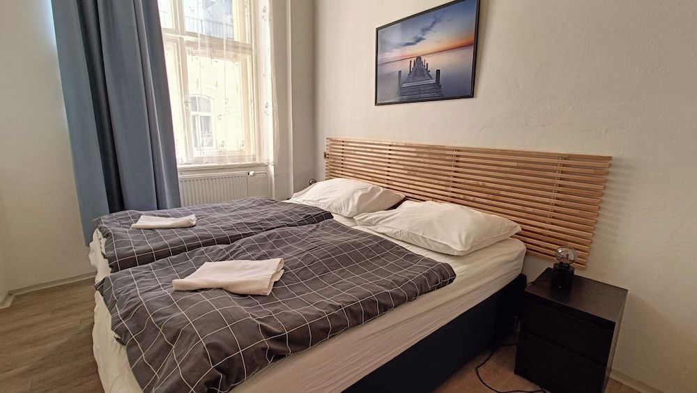 undefined A Plus Hostel - Centrum 10