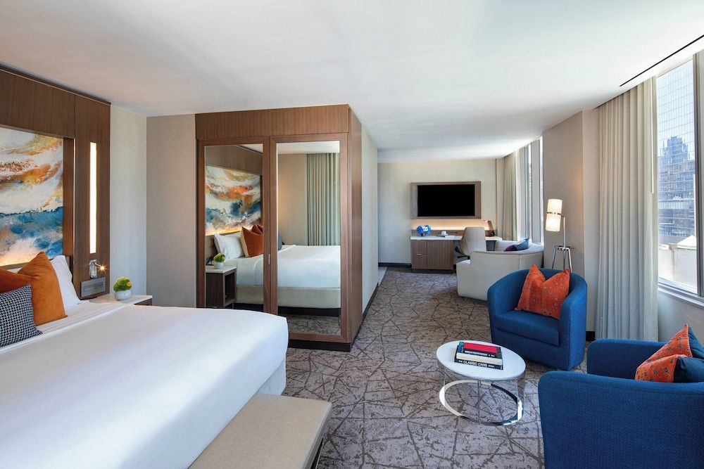 Executive Suite, 1 Double Bed, City View