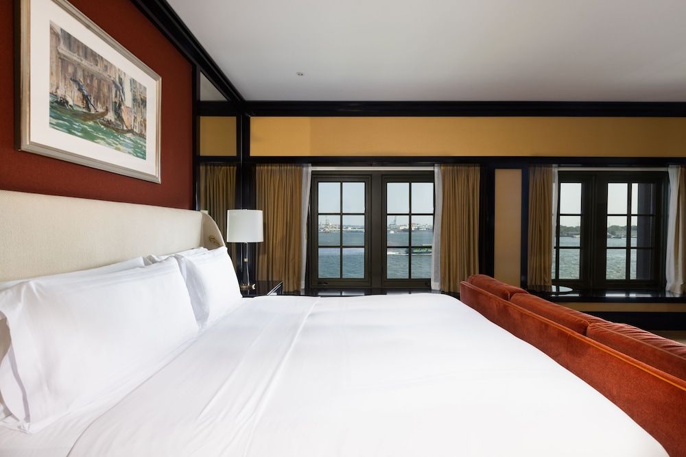 Junior Suite, Mobility Accessible, River View (Accessible)
