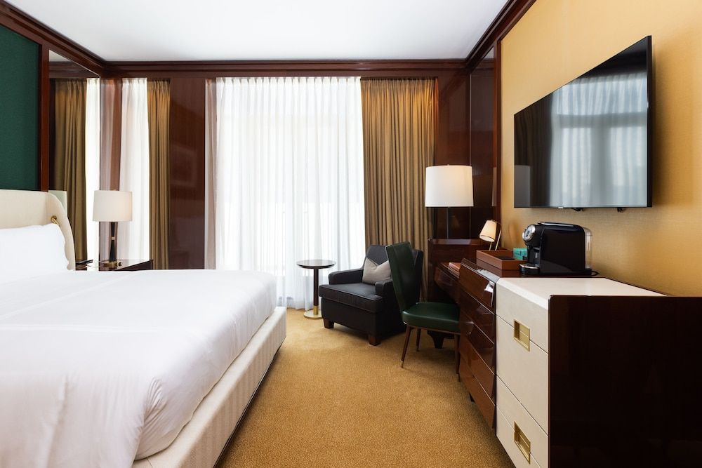 Casa Cipriani New York Deluxe Room, 1 King Bed, City View 2