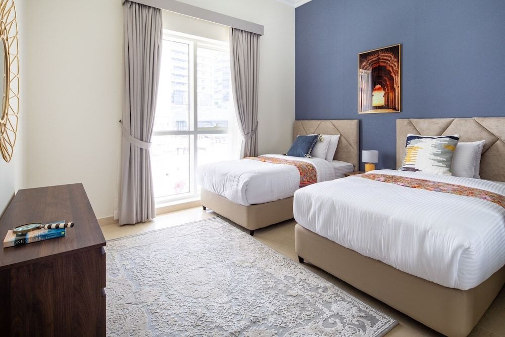 undefined Upscale 2BR Apartment In Downtown Dubai 4