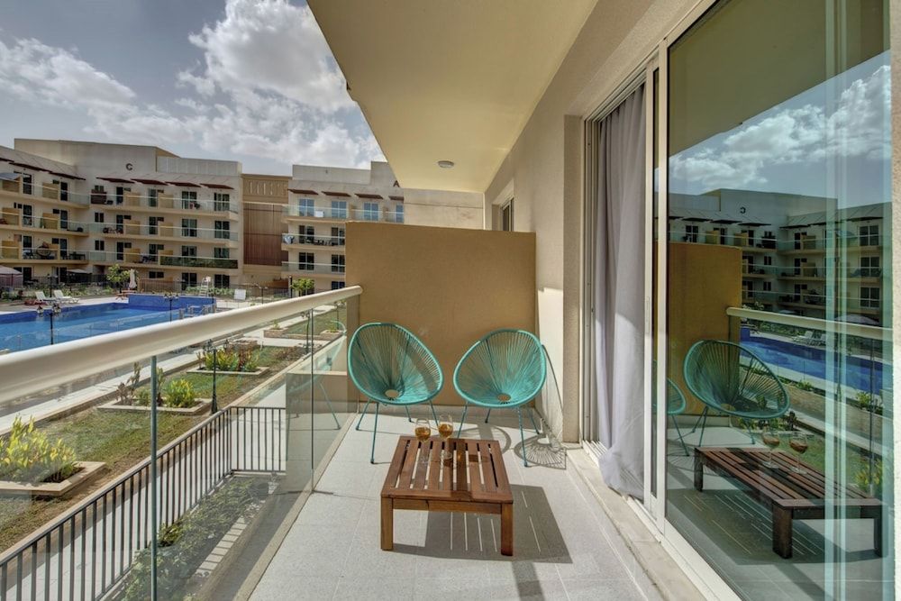 bnbme - St-Roxana-214B Deluxe Studio 8