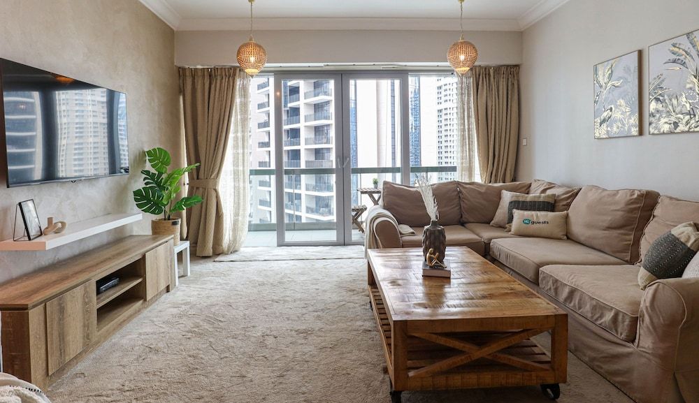 HiGuests - 8 Boulevard Walk Design Apartment 26