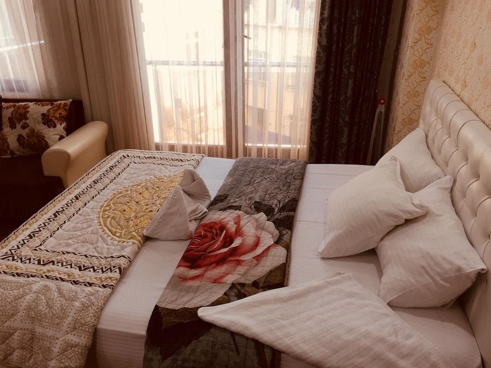 Deluxe Apartment, Garden View