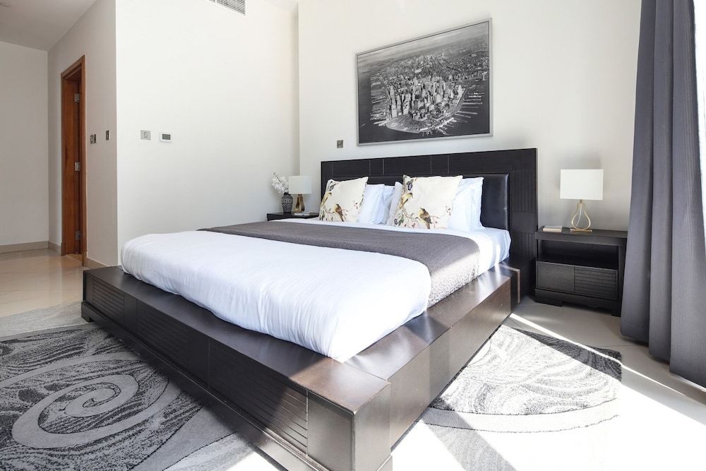 undefined Spacious 2BR Dubai Marina Apartment, Amazing Location! 8