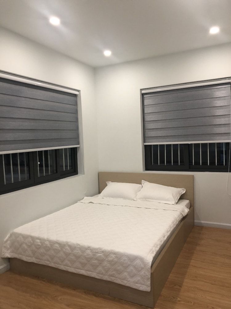 undefined 1988 Home - Apartments at Center District 1 3