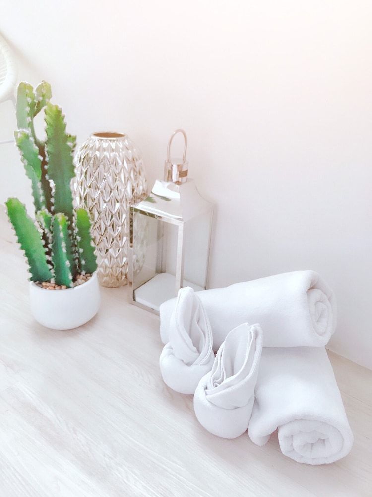 Bangkok Pearl Ekkamai Luxury Room 14