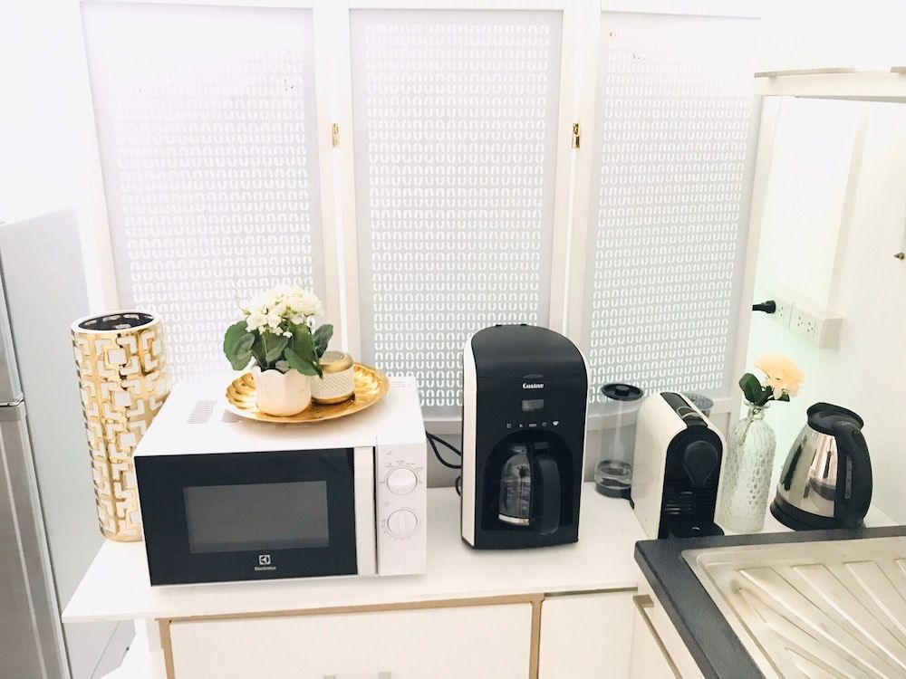 Bangkok Pearl Ekkamai Luxury Room 16