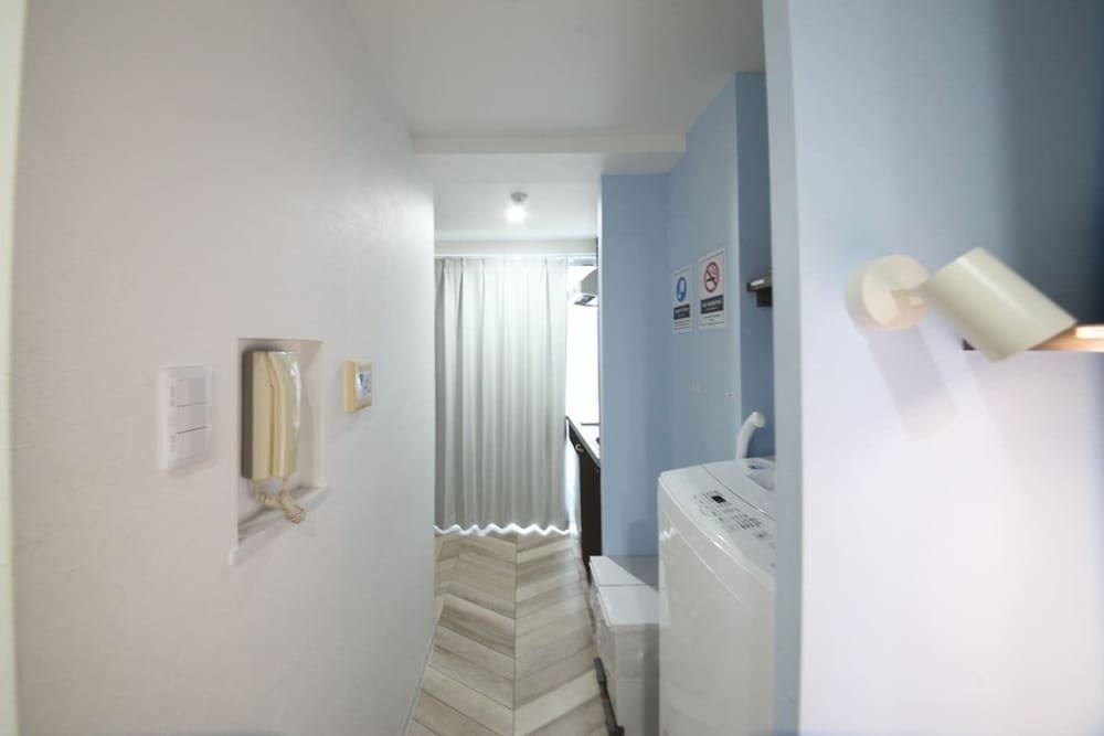 undefined Shibuya Wave 302 7