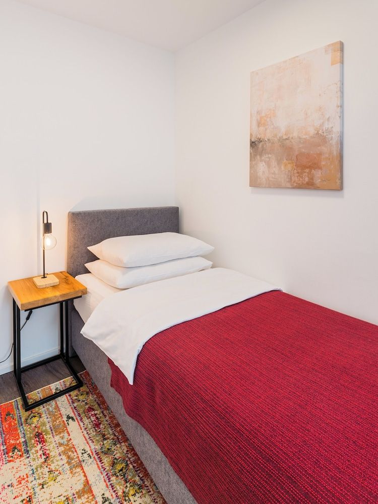 undefined URBAN ISLAND - Riverside Apartments 7