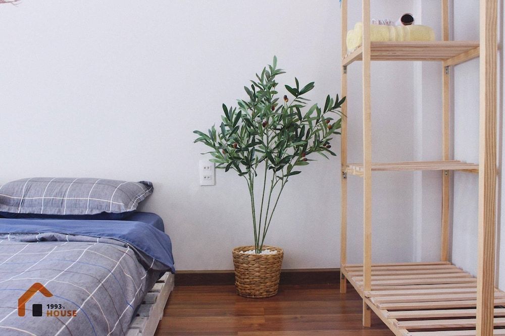 1993's House Deluxe Double Room 15