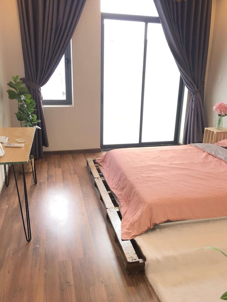 1993's House Deluxe Double Room 3