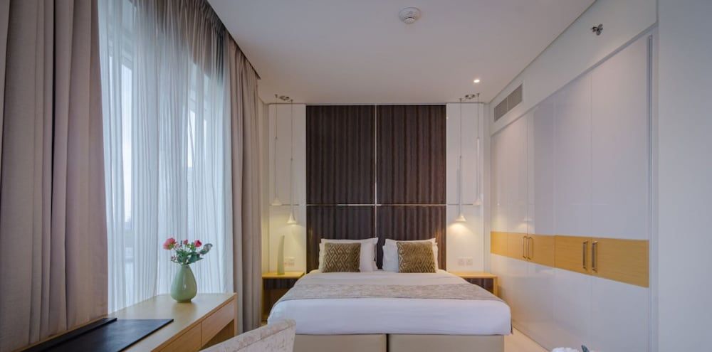 undefined OSKENA Vacation Homes - Damac Maison Canal View 3