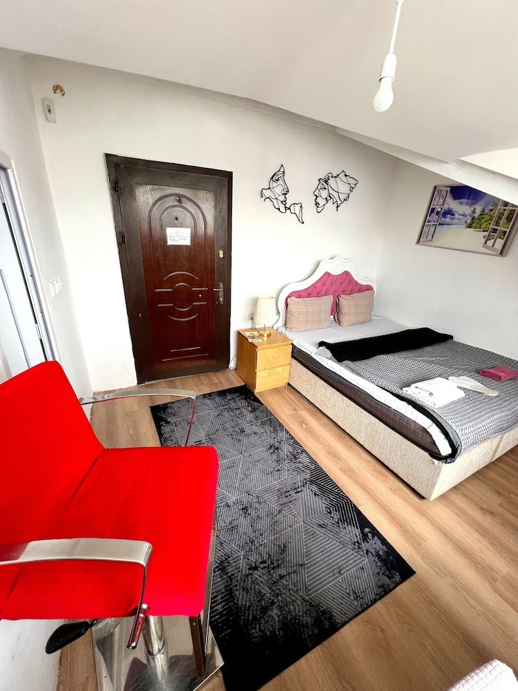 Blue Horizon Residence Economy Double Room, 1 Queen Bed 5