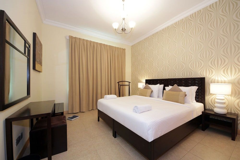 undefined Private Beach Shoreline Luxurious Apartment 8