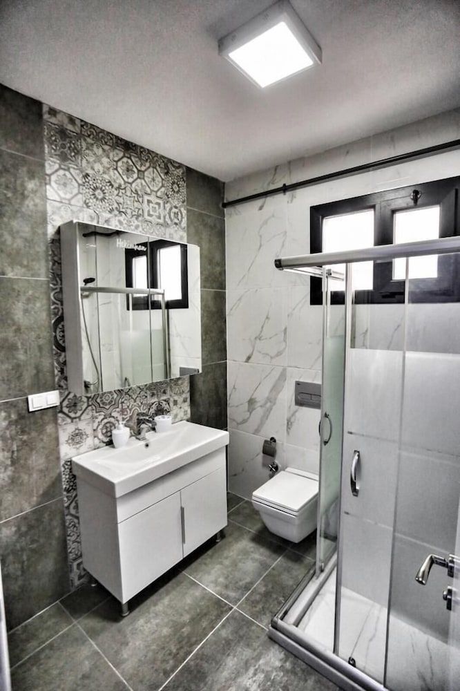 Hekimhan Hotel Standard Apartment, 2 Bedrooms 4