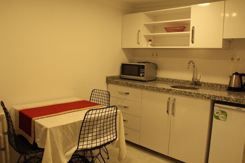 Kitchenette