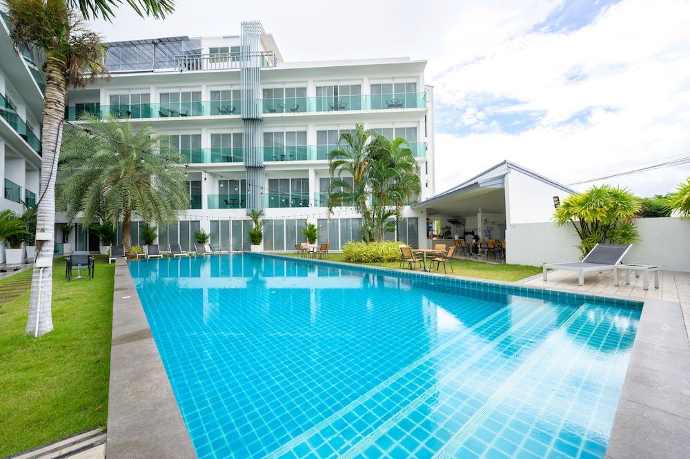 undefined Cozy Resort, A Boutique Hotel