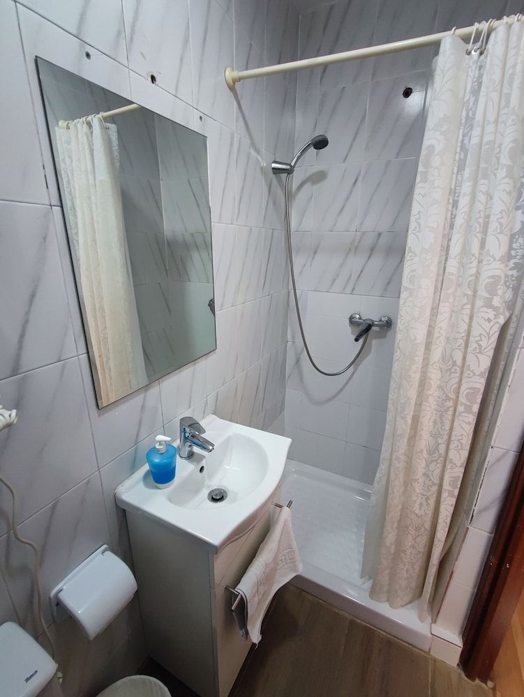 undefined Hostal Cervantes 9