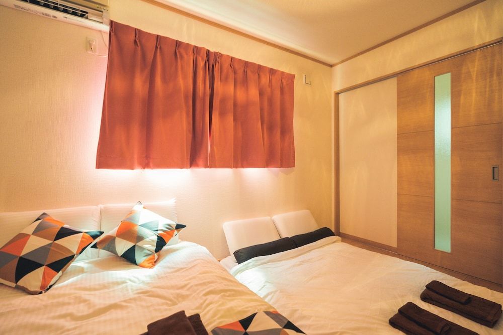 Ferio101 Ferio101 12