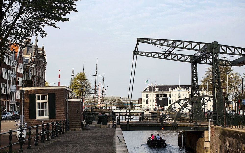 SWEETS - Scharrebiersluis Apartment, Canal View 6