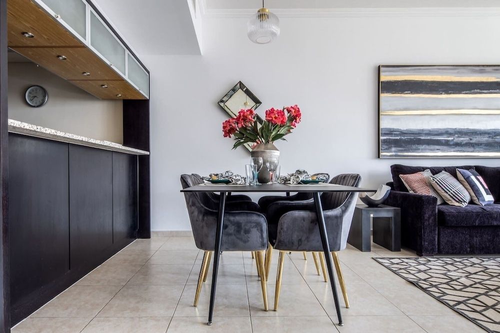 undefined Striking 1BR in Dubai Marina - Minutes From Beach 5