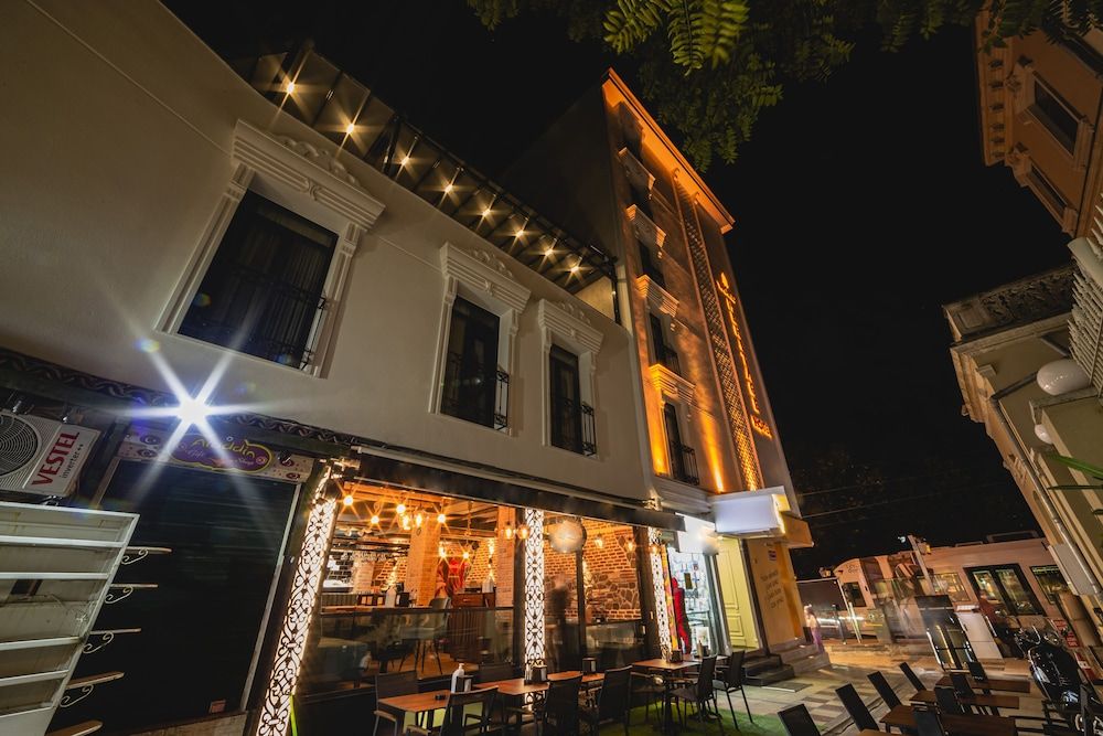 undefined World Heritage Center Hotel 6