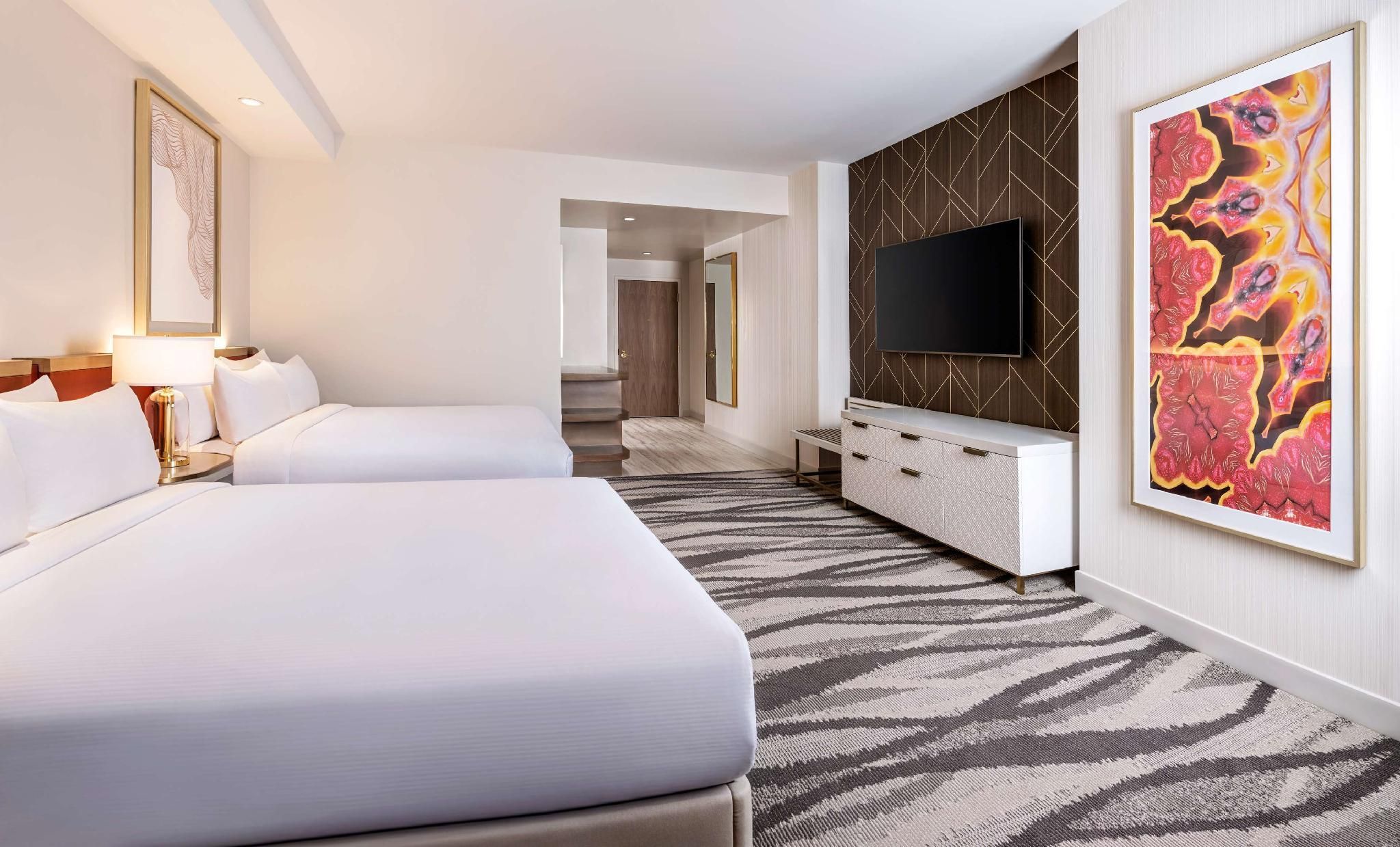 Strip View Premium Room - Two Queen Beds