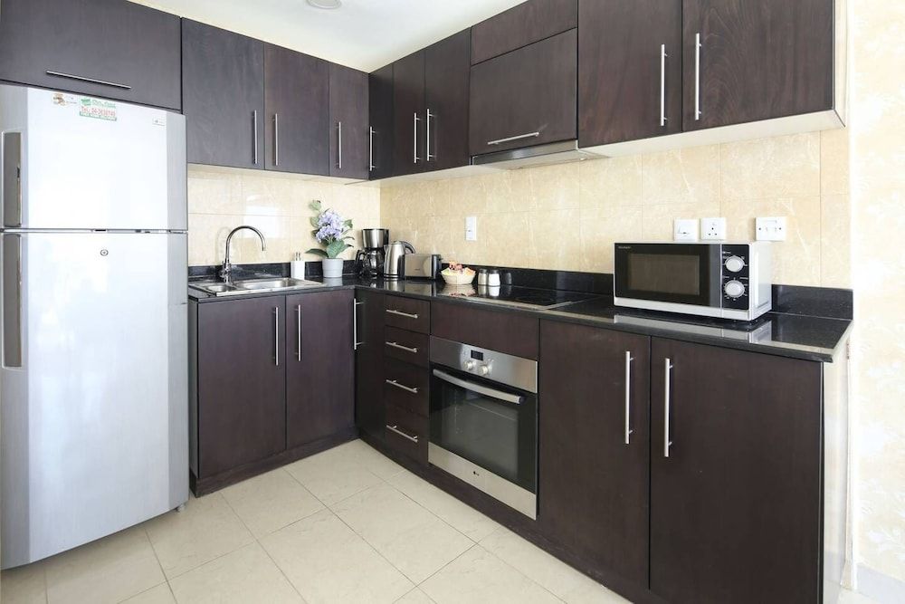 undefined Breathtaking Beach Views in This 2BR in Marina! 10