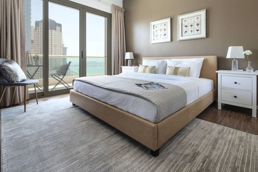 undefined Breathtaking Beach Views in This 2BR in Marina! 8