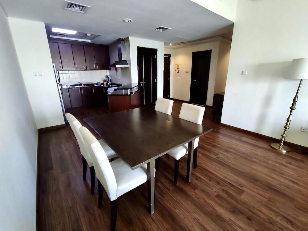 Lux BnB 1BD Discovery Gardens Comfort Apartment 23