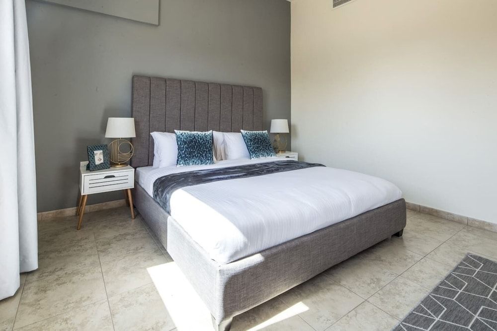 undefined Signature Living in Modern 1BR Apartment at Jvt! 8