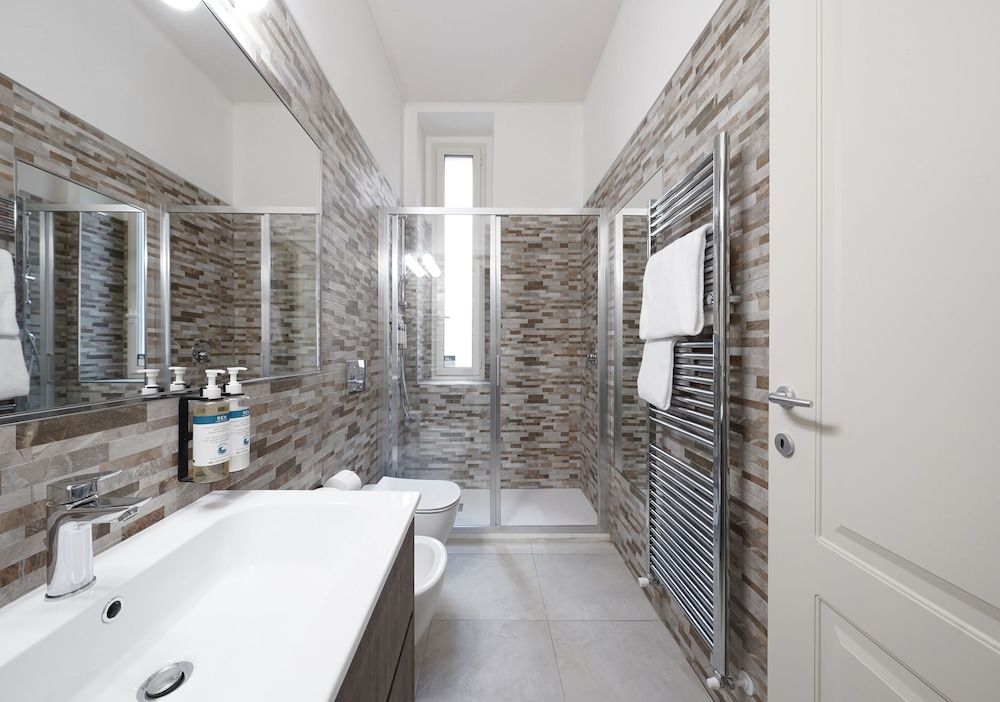 Numa Milan Loreto 1 Bedroom Apartment, Balcony, Sofa Bed 5