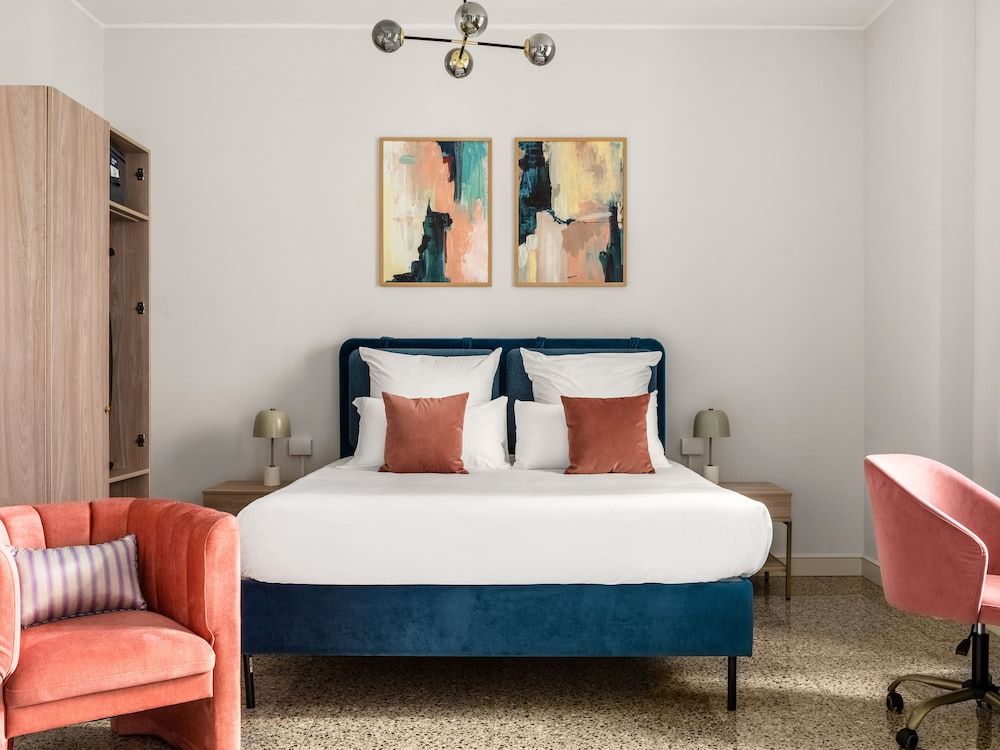 Numa Milan Loreto XL Studio with Kitchen, Sofa Bed 3