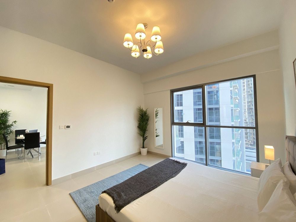 undefined Luxb BnB Bellevue Tower Burj Khalifa View 5